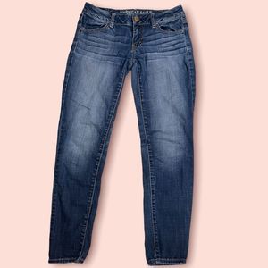 American eagle size 2 super stretch short jeans
